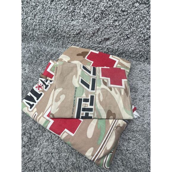 Vintage Mash Tv Shows Twin Fitted and Flat Sheets Pillowcase Set Bed Decor - Picture 4 of 9